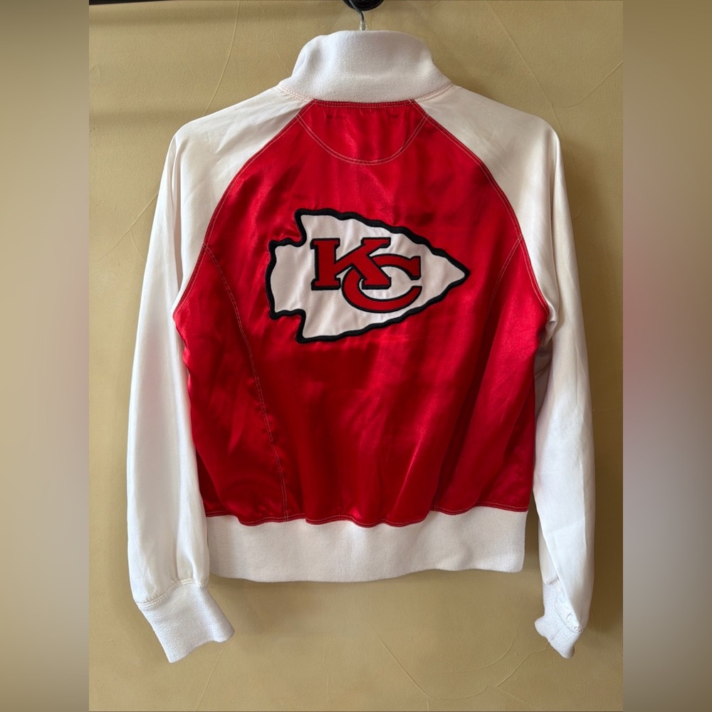 Vintage Y2K Women’s Kansas Chiefs Light Jacket NFL Size Medium Red White Yellow - Picture 5 of 6